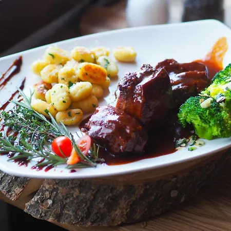 Hotel Ekwador Osrodek Jezdziecki *